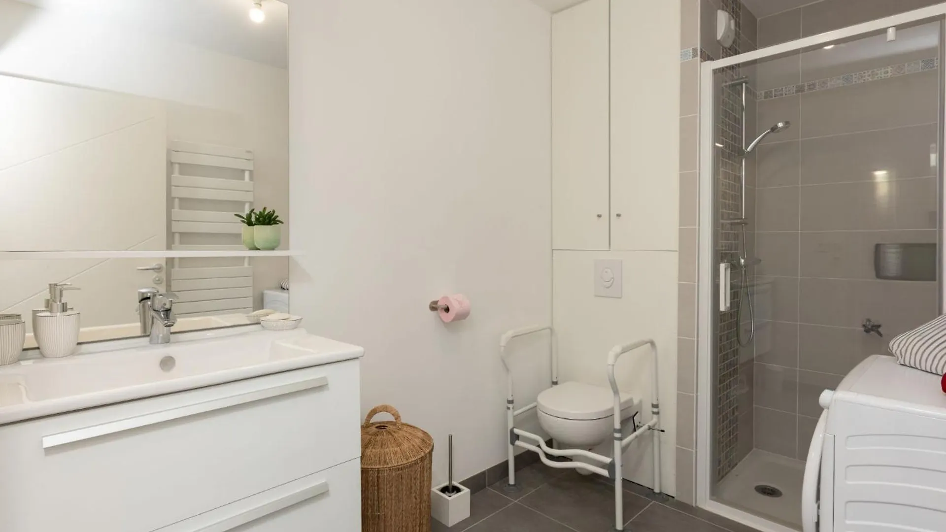 Apartment Residence De L'Hermine By Interhome Saint-Malo